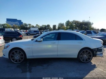 Mercedes Klasa S W222 2015 Mercedes-Benz Klasa S 600 v12 2015 6.0 Benzyna 523KM, zdjęcie 2