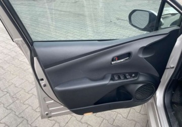 Toyota Prius IV 2019 Toyota Prius 2019 Toyota Prius Prime - w Polsce po oplatach i akcyzie 1.8, zdjęcie 14
