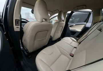 Volvo XC60 I SUV Facelifting 2.0 D4 DRIVE-E 190KM 2016 Volvo XC 60 2.0 D 190KM automatskoraNAVIbezwypadkowy GWARANCJA 2.0, zdjęcie 20