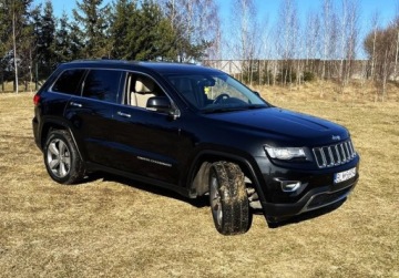 Jeep Grand Cherokee IV Terenowy Facelifting 3.0 V6 CRD 250KM 2014 Jeep Grand Cherokee ORYGINALNY LAKIER 4 x podgrzewane fotele i kierownica, zdjęcie 3