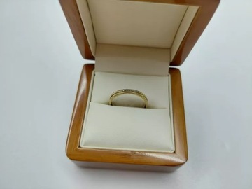 ZŁOTY PIERŚCIONEK PR.333 1,04G