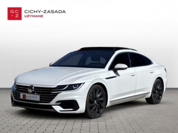 Volkswagen Arteon Fastback Facelifting 2.0 TDI 200KM 2020 Volkswagen Arteon 2.0 TDI 240KM R-Line 4x4 DSG Kamera360 DCC Virtual Panor