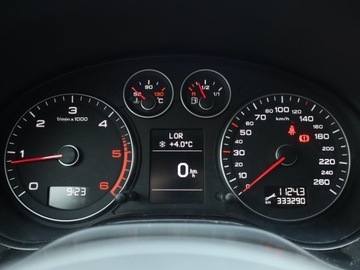 Audi A3 8P Hatchback 3d 2.0 TDI PD 140KM 2008 Audi A3 2.0 TDI, Navi, Xenon, Klima, Klimatronic, zdjęcie 10