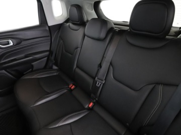 Jeep Compass II SUV Plug-In Facelifting 1.3 GSE T4 240KM 2022 Jeep Compass Automat PHEV 4xe Navi Tempomat Grzana, zdjęcie 16