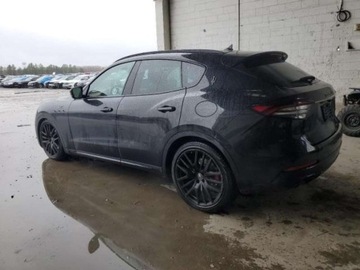 Maserati Levante 2022 Maserati Levante Base, 2022r., 4x4, 3.0L, zdjęcie 3
