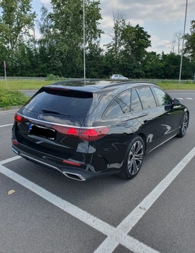 Mercedes Klasa E W214 Kombi 2.0 220d 197KM 2023 Mercedes-Benz Klasa E 220 d 9G-TRONIC AMG Line NIGHT Edition, zdjęcie 2