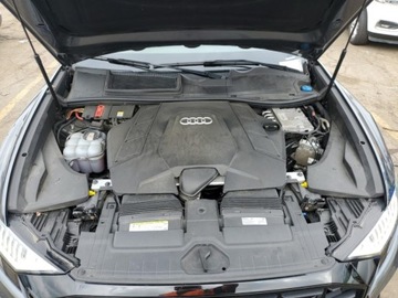 Audi Q8 2019 Audi Q8 Prestige S-Line 2019 3.0l 3.0 Benzyna 335KM, zdjęcie 6