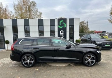 Volvo V60 II  Kombi 2.0 D4 190KM 2019 Volvo V60 2.0D 190KM 2019r. D4 auto zarejestrowane i ubezpieczone w Polsce, zdjęcie 3