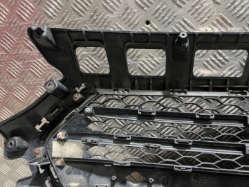 HYUNDAI I40 LIFT 15-19 РЕШЕТКА ПЕРЕДНЕГО БАМПЕРА 86351-3Z500