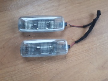 AUDI A3 A4 A6 Q5 Q7 VW LAMPKA PODSUFITKI + KOSTKA