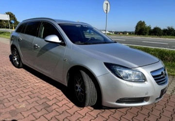 Opel Insignia I Sports Tourer 2.0 CDTI ECOTEC 160KM 2011 Opel Insignia COSOMO 4x4 El.klapa Nawigacja Pamiec w fotelach GWARANCJA, zdjęcie 10