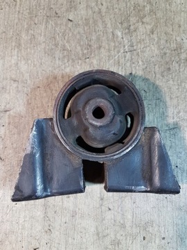 UCHYCENÍ ULOŽENÍ MOTORU DAEWOO LEGANZA 2.0 16V