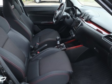 Suzuki Swift VI Sport 1.4 BOOSTERJET 140KM 2018 Suzuki Swift 1.4 BoosterJet Sport, Salon Polska, zdjęcie 8