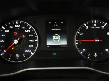 MG ZS I 2023 MG ZS niski przebieg PDC tempomat, zdjęcie 21