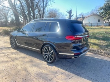 BMW X7 2022 BMW X7 xDrive40i 2022 3.0 Benzyna 335KM, zdjęcie 2