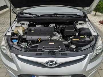 Hyundai i30 I CW Facelifting 1.6 CRDi 90KM 2010 Hyundai i30 1.6CRDI 90KM Klimatronic Kam, zdjęcie 21