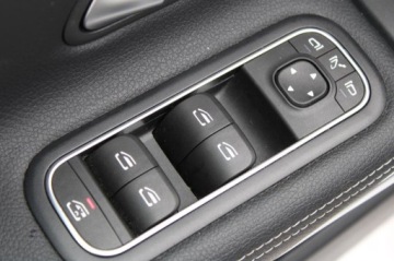 Mercedes CLA C118/X118 Shooting Brake 2.0 200d 150KM 2021 Mercedes-Benz Klasa CLA Business Solution, zdjęcie 6