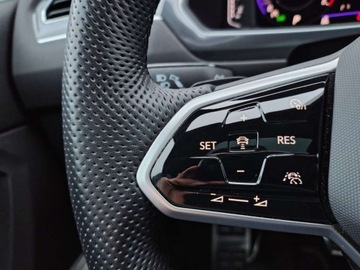 Volkswagen Tiguan Allspace SUV Facelifting 2.0 TSI 245KM 2022 Volkswagen Tiguan Allspace FV23 Panorama R-line ACC Virtual HK 4x4 ASO Mat, zdjęcie 17