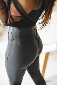 Czarne woskowane spodnie damskie high waist XL
