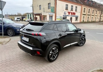Peugeot 2008 II SUV 1.2 PureTech 130KM 2023 Peugeot 2008 1.2T130PS AUTOMAT GT Full led 1.2 Benzyna 130KM, zdjęcie 3