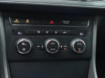 Seat Leon III Hatchback 1.4 TSI 140KM 2013 Seat Leon 1.4 TSI, Skóra, Klima, Klimatronic, zdjęcie 12