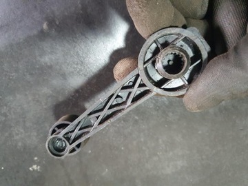 ФИАТ 126 МАЛУХ АВТОМОБИЛЬНОЕ СТЕКЛО РУЧКА ОРИГИНАЛЬНЫЙ ШАНС