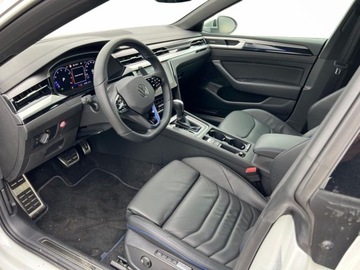 Volkswagen Arteon Shooting Brake R 2.0 TSI 320KM 2024 Volkswagen Arteon R Shooting Brake 4Motion 2.0 TSI 320KM KM DSGHAKPanorama, zdjęcie 4
