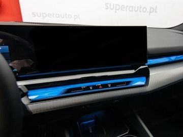 BMW Seria 5 G90-91 Touring 2.0 520d 197KM 2025 BMW Seria 5 Touring 520d xDrive Sport Combi 2.0 (197KM) 2025, zdjęcie 10
