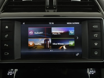 Jaguar F-Pace SUV 2.0 i4D 180KM 2016 Jaguar F-PACE 20d Automat AWD Portfolio Nawigacja, zdjęcie 22
