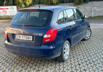 Skoda Fabia II Kombi Facelifting 1.6 TDI CR DPF 90KM 2010 Skoda Fabia BLACK FRIDAY 1.6 diesel 2010 1.6 Diesel 90KM, zdjęcie 1