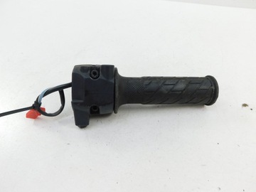 YAMAHA AEROX 50 ПРАВЫЙ ПЕРЕКЛЮЧАТЕЛЬ