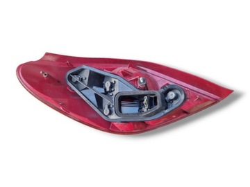 Lampa tylna prawa strona Peugeot 207 2007 9680179080