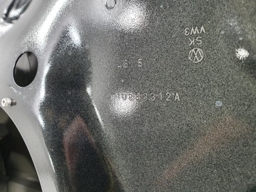 VW Touareg 3 III 760 Дверь правая задняя правая