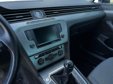 Volkswagen Passat B8 Limousine 1.4 TSI BlueMotion Technology 125KM 2017 Volkswagen Passat Limousine 1.4 TSI BMT 125 KM 6-biegowa manualna Salon Po, zdjęcie 10