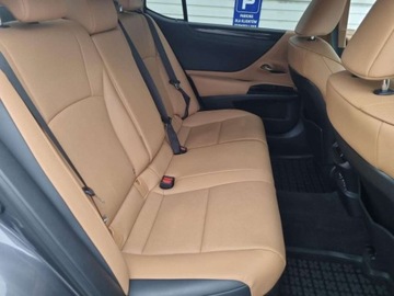 Lexus ES VII (XV70) Sedan Facelifting 300h 218KM 2022 Lexus ES Lexus ES 300h Business Edition, 1 wlasciciel, ASO, VAT23, gwaranc, zdjęcie 10