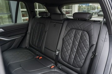 BMW X5 G05 SUV Facelifting 3.0 30d 298KM 2025 BMW X5 xDrive30d Dostępne od ręki!, zdjęcie 22