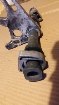 Задний мост Ось Aprilia RSV 1000, 98-02 Mille