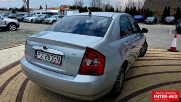 Kia Cerato Sedan 1.6 i 16V 105KM 2005 Kia Cerato Zarejestrowany Super stan 1.6 BenzynaLPG 105KM, zdjęcie 4