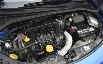 Renault Clio III Hatchback 5d 1.6 i 16V 88KM 2005 Renault Clio Renault Clio 1.6 16V Exception 1.6 BenzynaLPG 88KM, zdjęcie 9