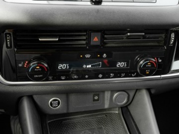 Nissan Qashqai III Crossover 1.3 DIG-T MHEV 158KM 2023 Nissan Qashqai GD3H751#1.3 DIG-T mHEV N-Connecta, zdjęcie 18