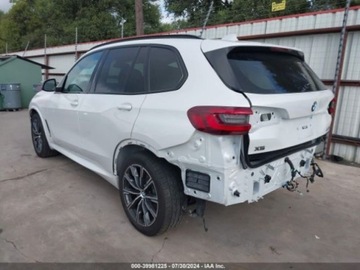 BMW X5 G05 M SUV 4.4 M 600KM 2022 BMW X5 2022r, M50I, 4.4L, XDrive 4.4 Benzyna 600KM, zdjęcie 5