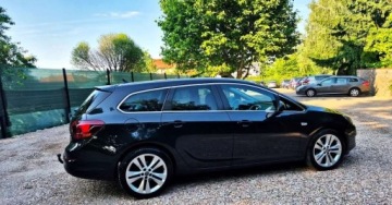 Opel Astra J Sports Tourer 1.4 Turbo ECOTEC 140KM 2011 Opel Astra BENZYNA NAWIGACJA szyberdach super okazja POLECAMY 1.4, zdjęcie 9