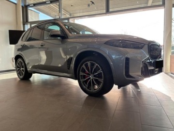 BMW X5 G05 SUV Facelifting 3.0 30d 298KM 2026 xDrive30d M Sport 3.0 (298 KM)| Hak holowniczy, elektryczny, zdjęcie 4