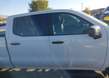 Chevrolet Silverado II 2023 Chevrolet Silverado 2023r., 4wd Standard Bed Lt Trail Boss, 5.3L, od ubezp, zdjęcie 7