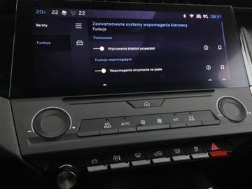 Peugeot 308 III Hatchback 1.2 PureTech 110KM 2022 Peugeot 308 virtual cocpit klima auto czujniki, zdjęcie 23