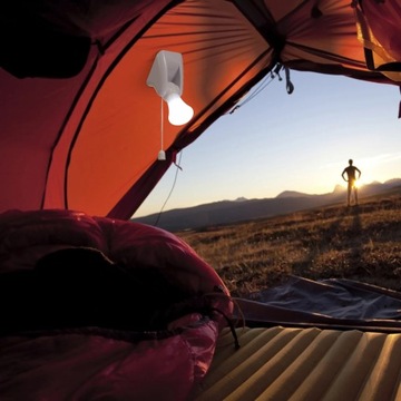 СВЕТОДИОДНАЯ ЛАМПА НА АККУМУЛЯТОРЕ, ПОРТАТИВНАЯ, САМОКЛЕЯЩАЯСЯ ДЛЯ УСТАНОВКИ