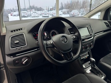 Volkswagen Sharan II Van Facelifting 1.4 TSI 150KM 2020 Volkswagen Sharan Highline / 7 osobowy / Elektrycz, zdjęcie 6