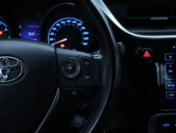 Toyota Auris II Hatchback 5d Facelifting 1.6 Valvematic 132KM 2016 Toyota Auris 1.6 Valvematic, Salon Polska, zdjęcie 18