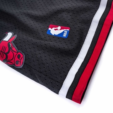 SPODENKI MITCHELL&NESS NBA SWINGMAN SHORTS CHICAGO BULLS - BLACK - XL