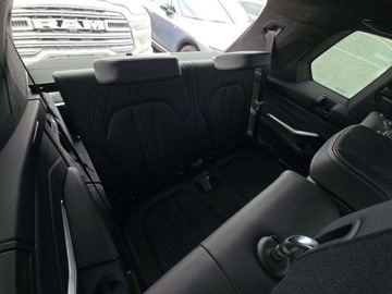 BMW X7 2026 BMW X7 M60i 2026 4.4 Benzyna 523KM, zdjęcie 15